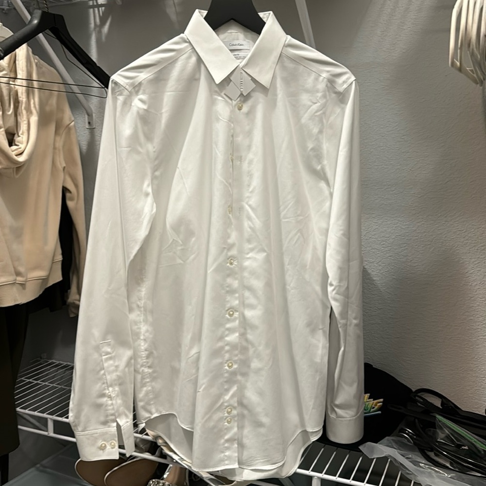 Calvin Klein slim fit performance non-iron button | Men’s M 15.5 Neck 34/35